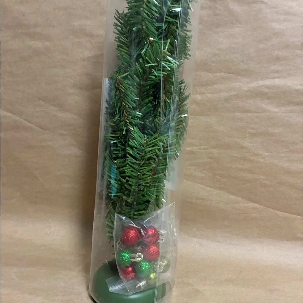 Mini Tree Kit with Green Foliage